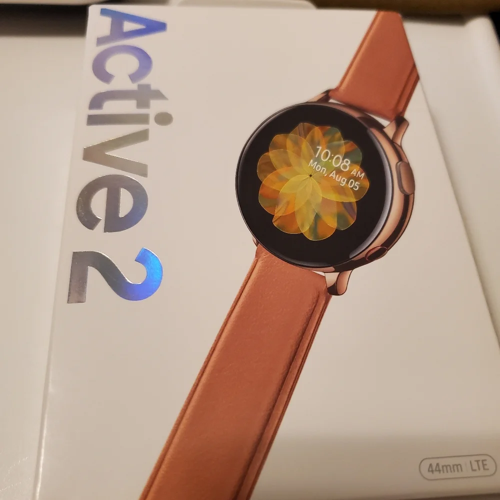 Samsung Galaxy Smart Watch Active 2 Black and Rose Gold Like New + Accessories